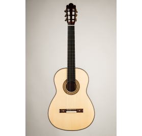 Duke Artist Torres GF NAT classical guitar