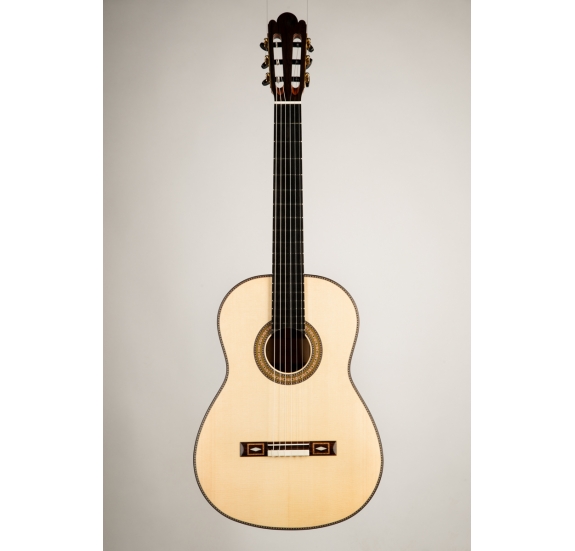 Duke Artist Torres GF NAT classical guitar